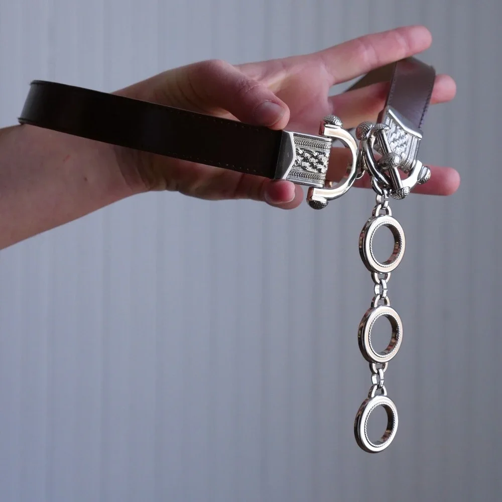 Gorgeous 90s Lake Shore Drive boho‎ brown leather statement belt